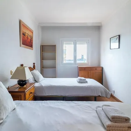 Flatguest Carvajal Apartmán *
